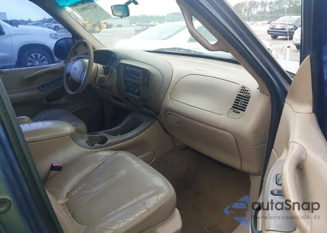 1998 Ford Expedition Eddie Bauer/Xlt from USA, damaged, VIN 1FMRU1769WLC44454